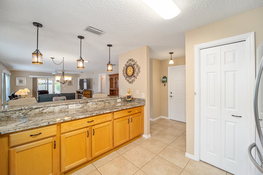 Furnished Finder property 898576_1 photo 4