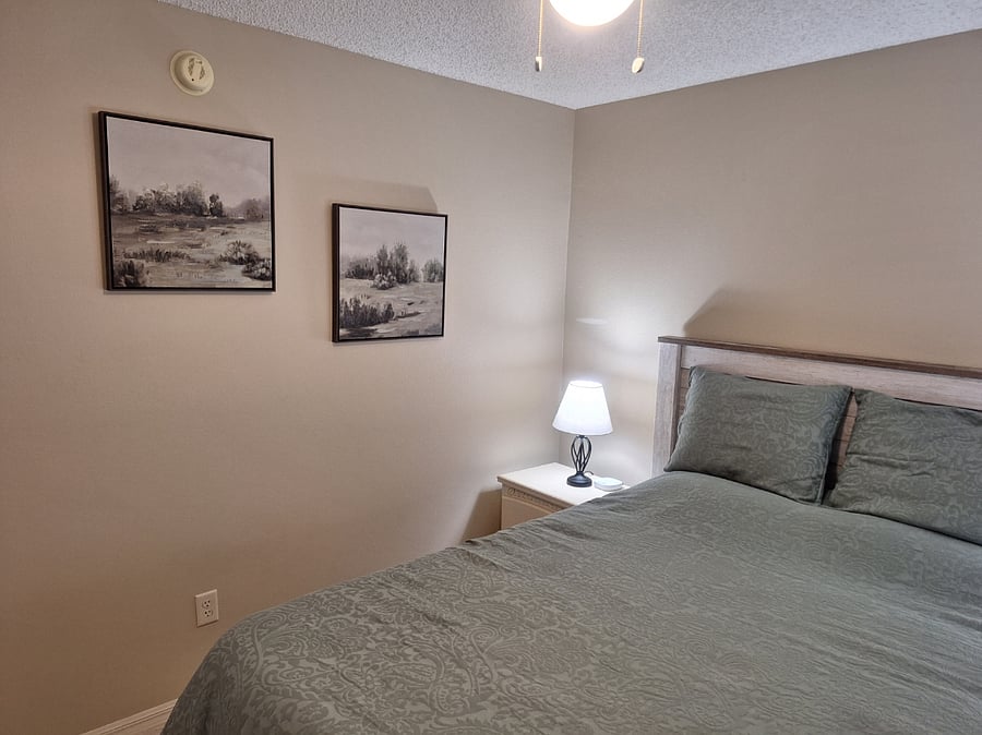 2nd Br - other wall