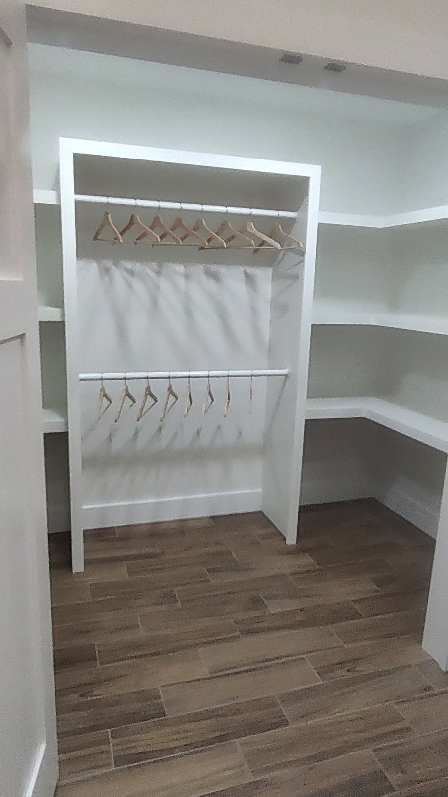 Furnished Finder property 898585_1 photo 23
