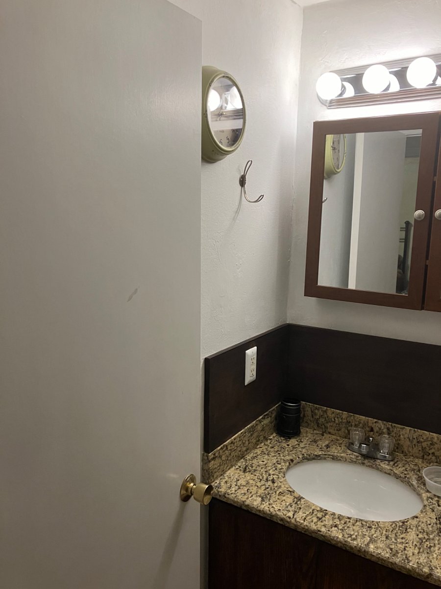 Furnished Finder property 898588_1 photo 2