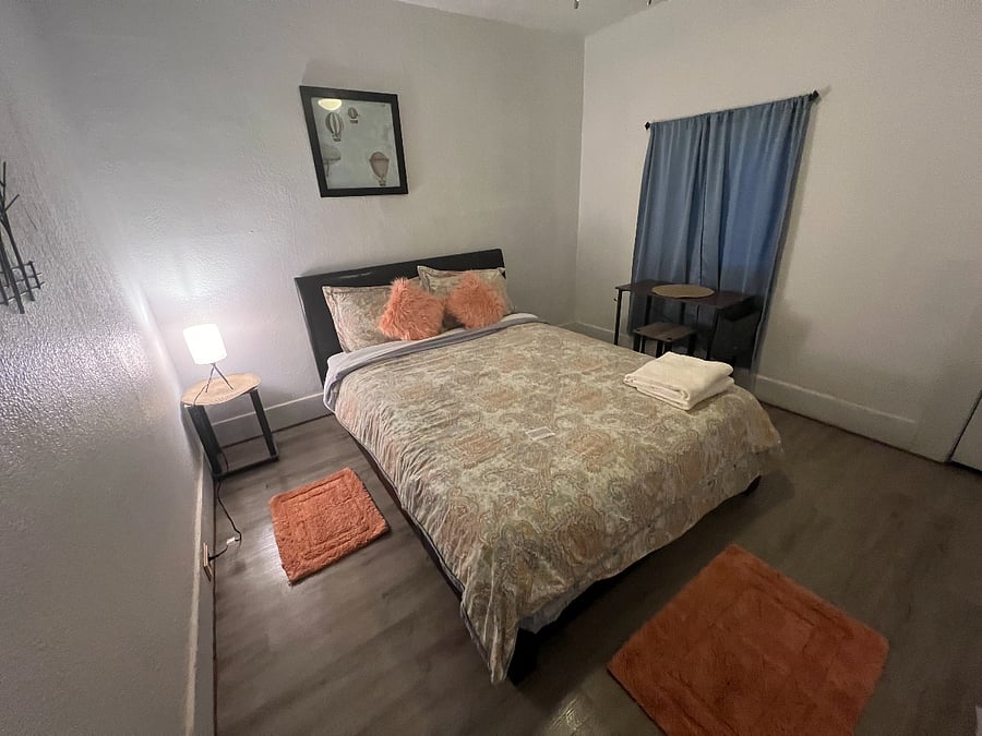 Furnished Finder property 898598_1 photo 4