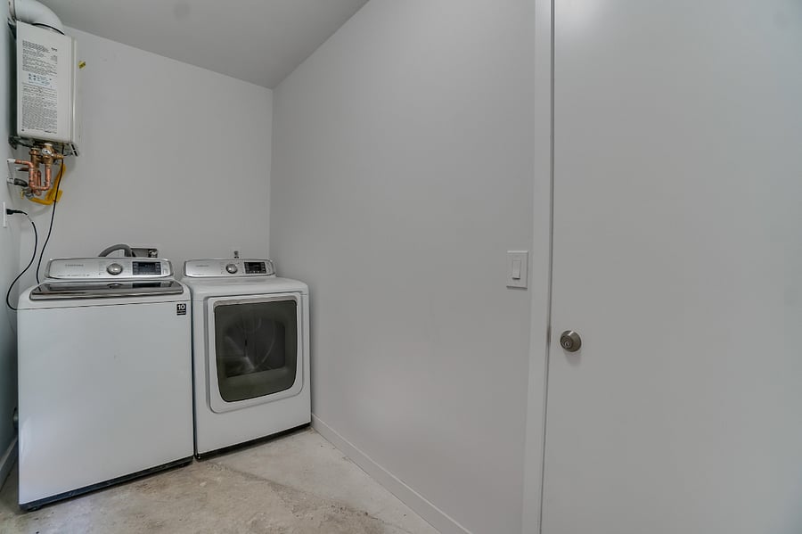 Furnished Finder property 898602_1 photo 18