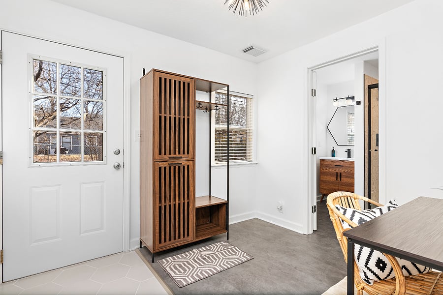 Furnished Finder property 898606_1 photo 15