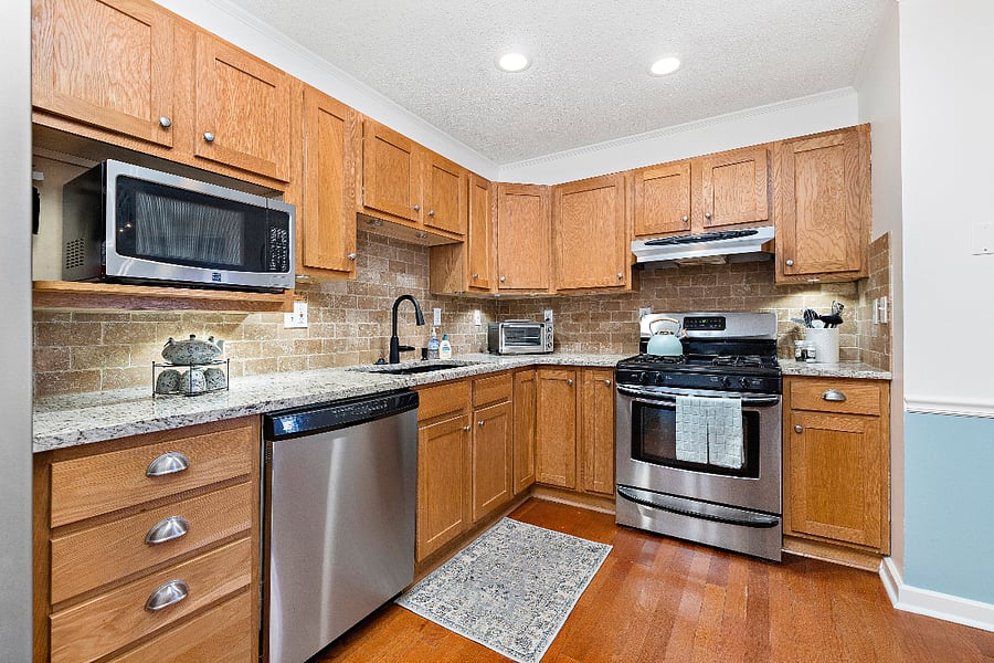 Furnished Finder property 898606_1 photo 12