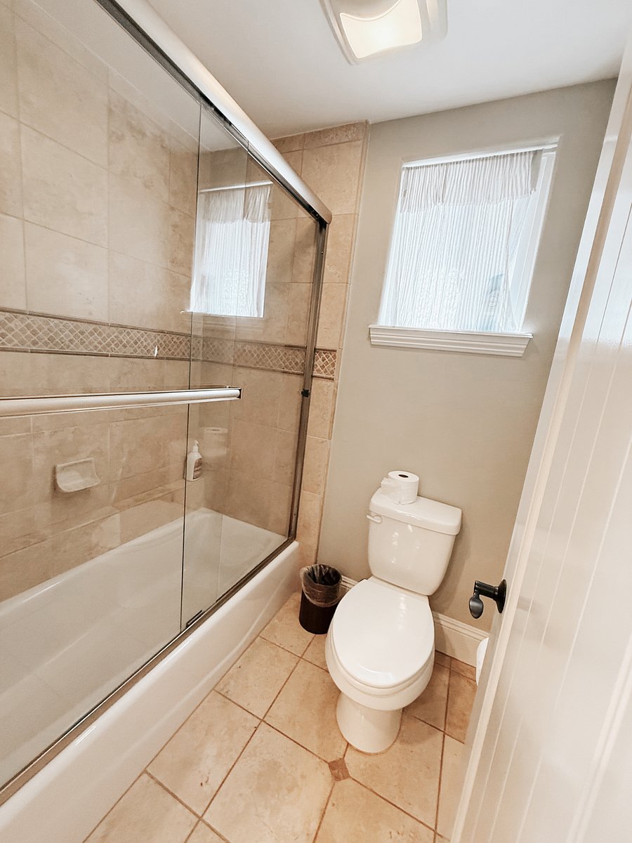 Furnished Finder property 898609_1 photo 32