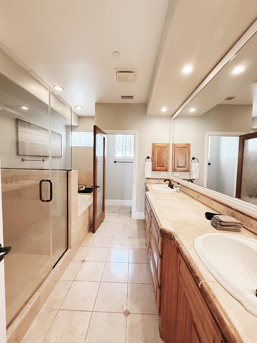 Furnished Finder property 898609_1 photo 24