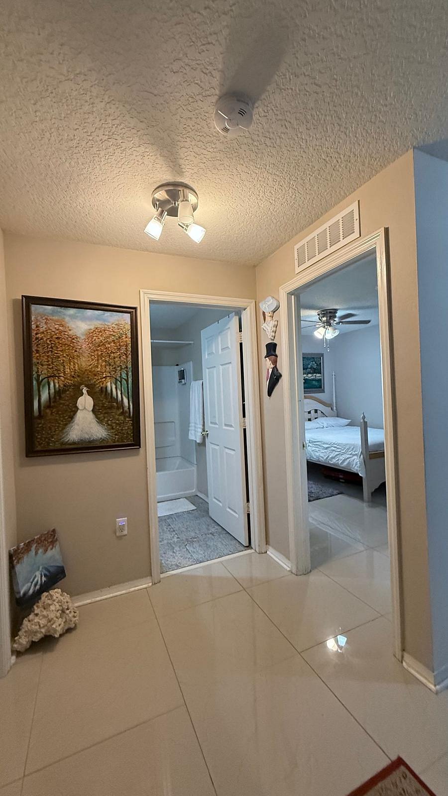 Furnished Finder property 898628_1 photo 7