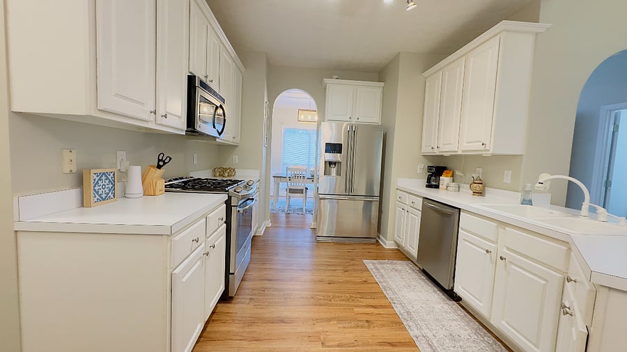Furnished Finder property 898637_1 photo 4
