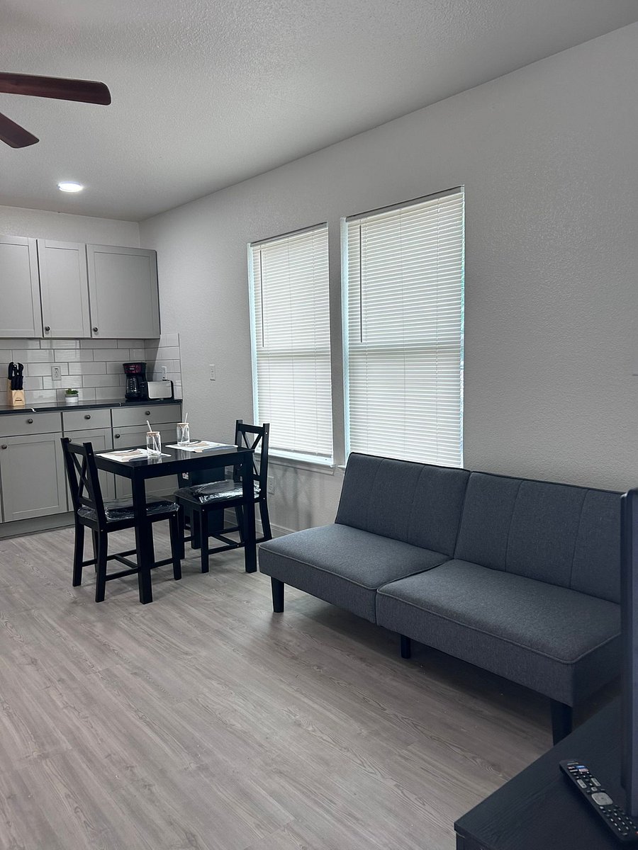 Furnished Finder property 898649_1 photo 5