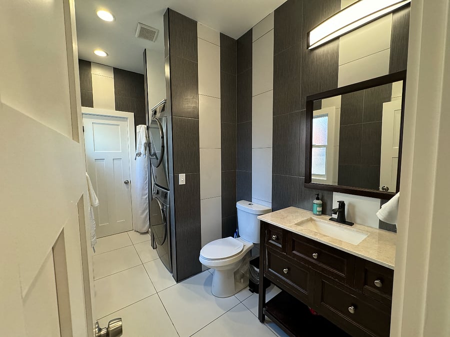 Furnished Finder property 898658_1 photo 9