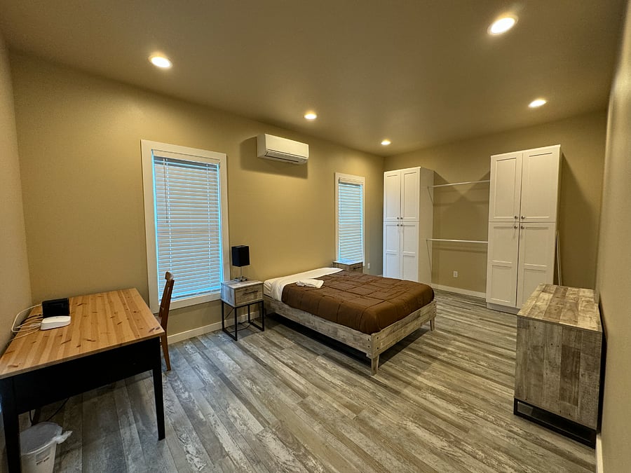 Furnished Finder property 898658_1 photo 6