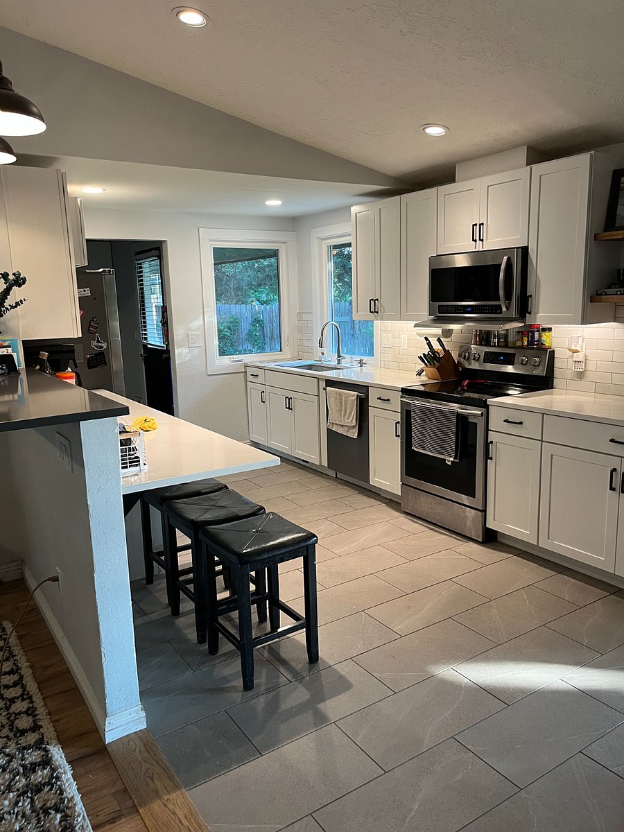 Furnished Finder property 898673_2 photo 5