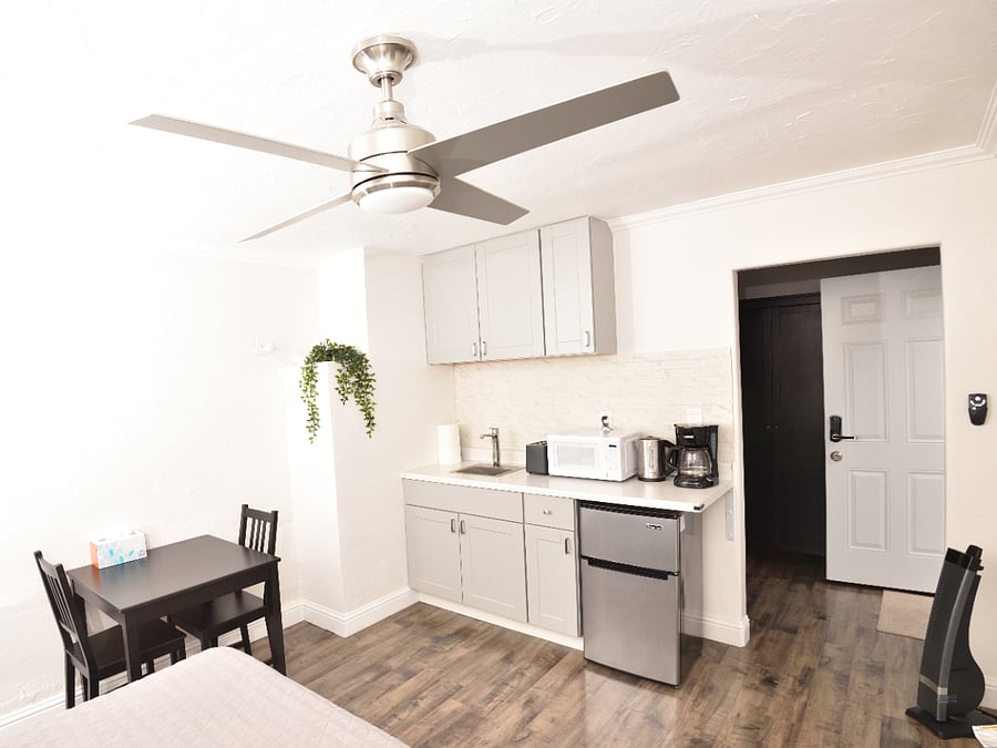 Furnished Finder property 898676_2 photo 4