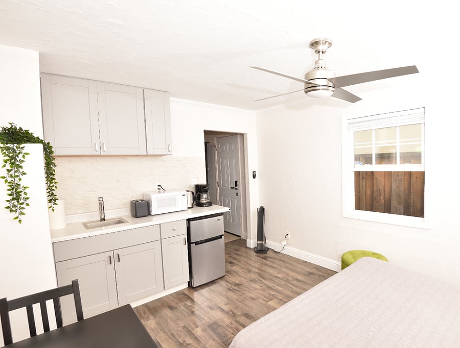Furnished Finder property 898676_2 photo 6