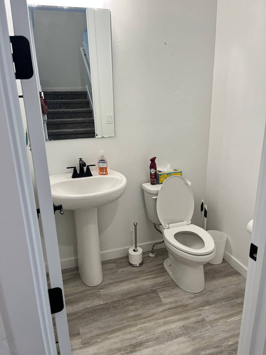 Furnished Finder property 898677_1 photo 13