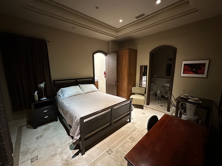 Furnished Finder property 898709_1 photo 4