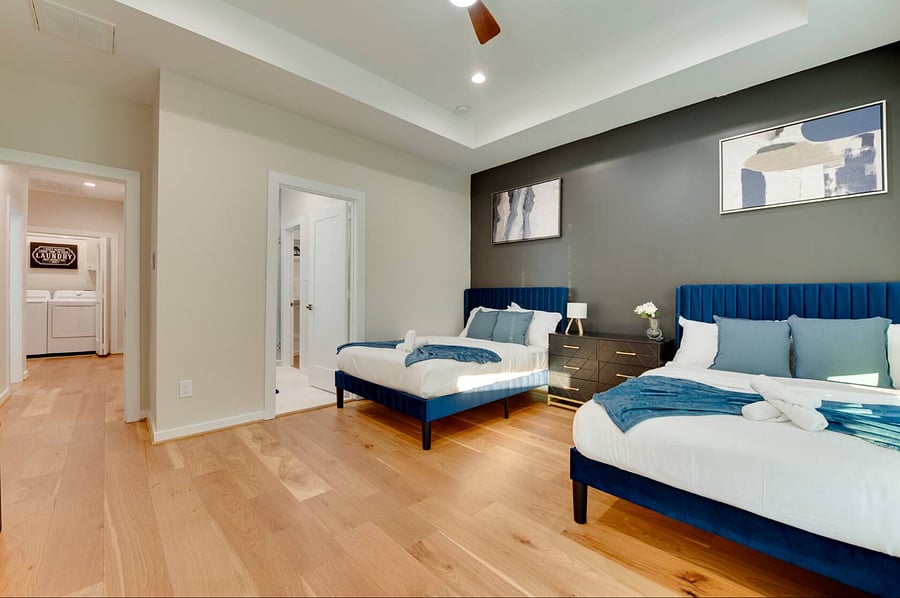 Furnished Finder property 898720_1 photo 3