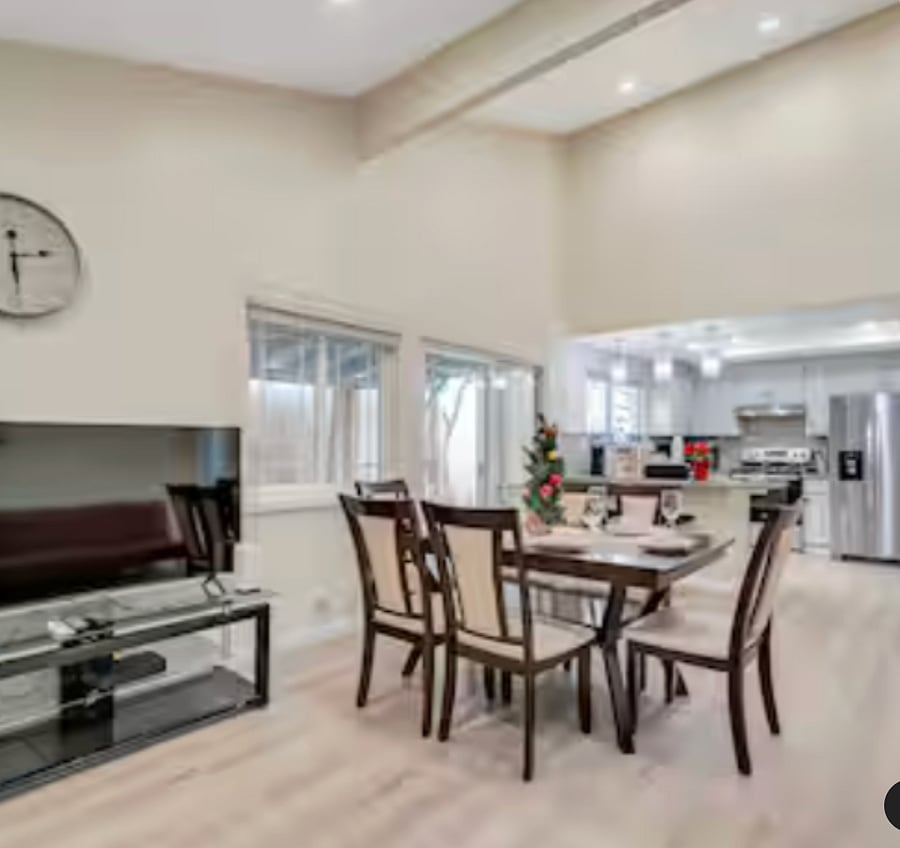 Furnished Finder property 898731_1 photo 9