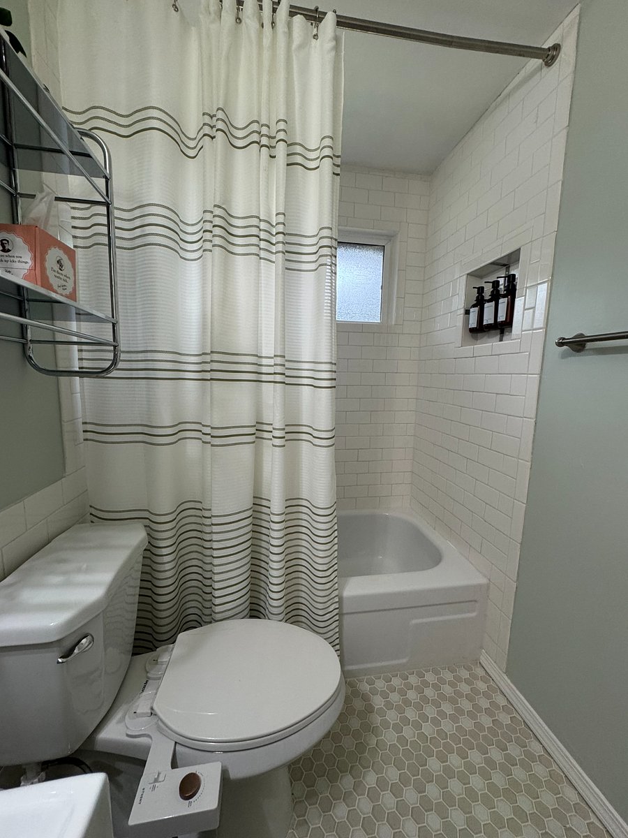 Furnished Finder property 898747_1 photo 18