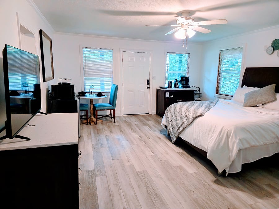 Furnished Finder property 898753_1 photo 4