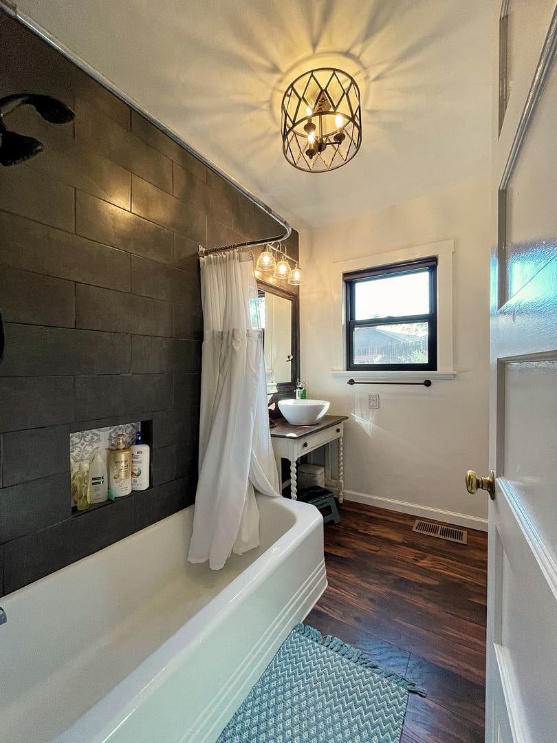Furnished Finder property 898761_1 photo 16