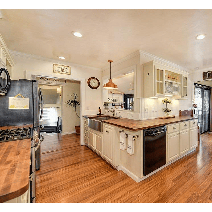 Furnished Finder property 898761_1 photo 8