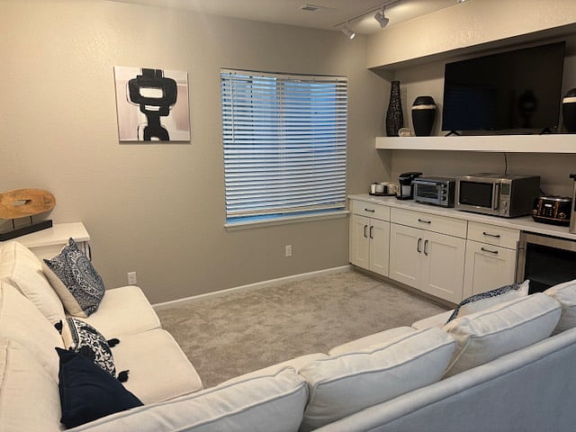 Furnished Finder property 898781_1 photo 24