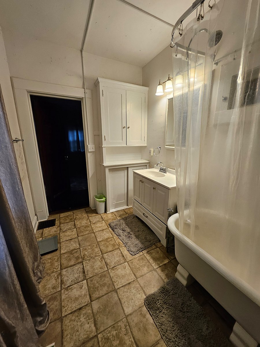 Furnished Finder property 898787_1 photo 12