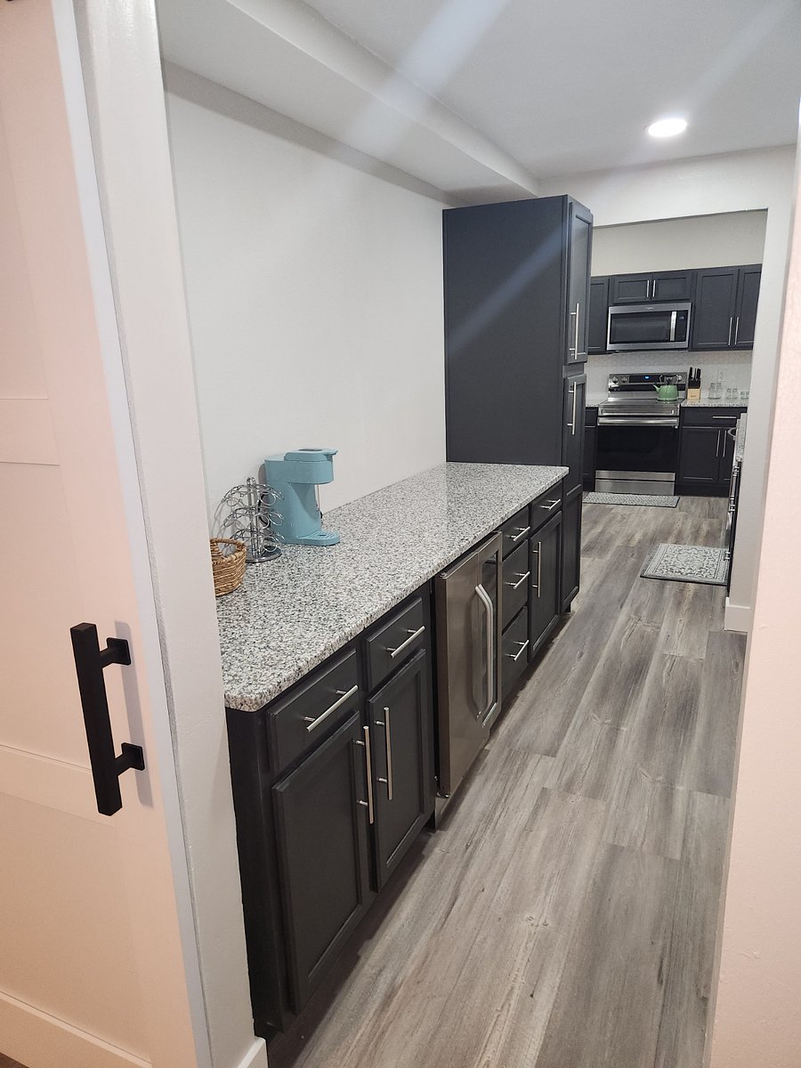 Furnished Finder property 898828_1 photo 12