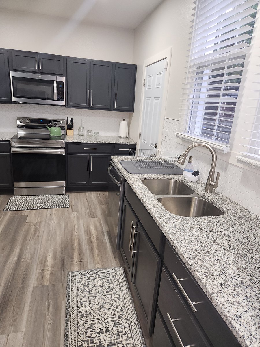 Furnished Finder property 898828_1 photo 14