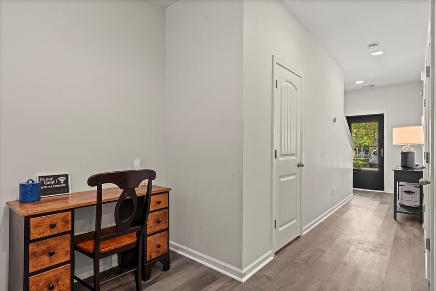 Furnished Finder property 898839_1 photo 4