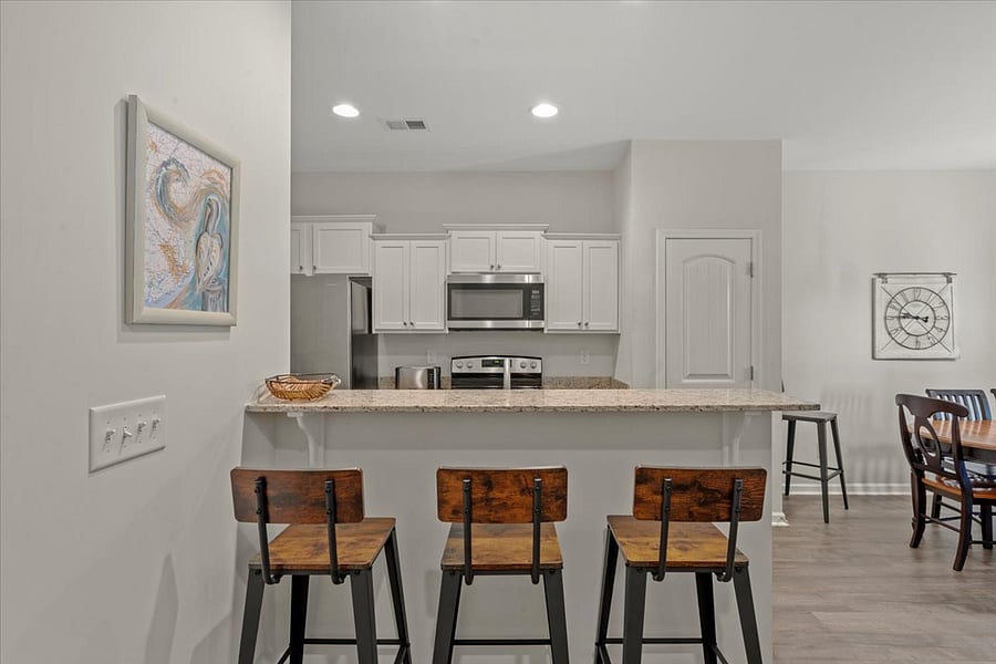 Furnished Finder property 898839_1 photo 5
