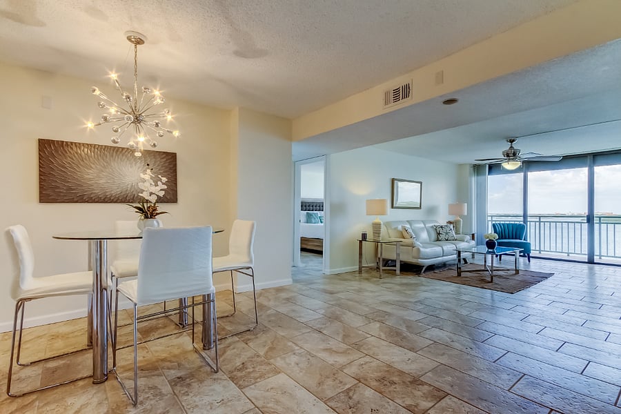 Living and Dining RoomPoo, a nd