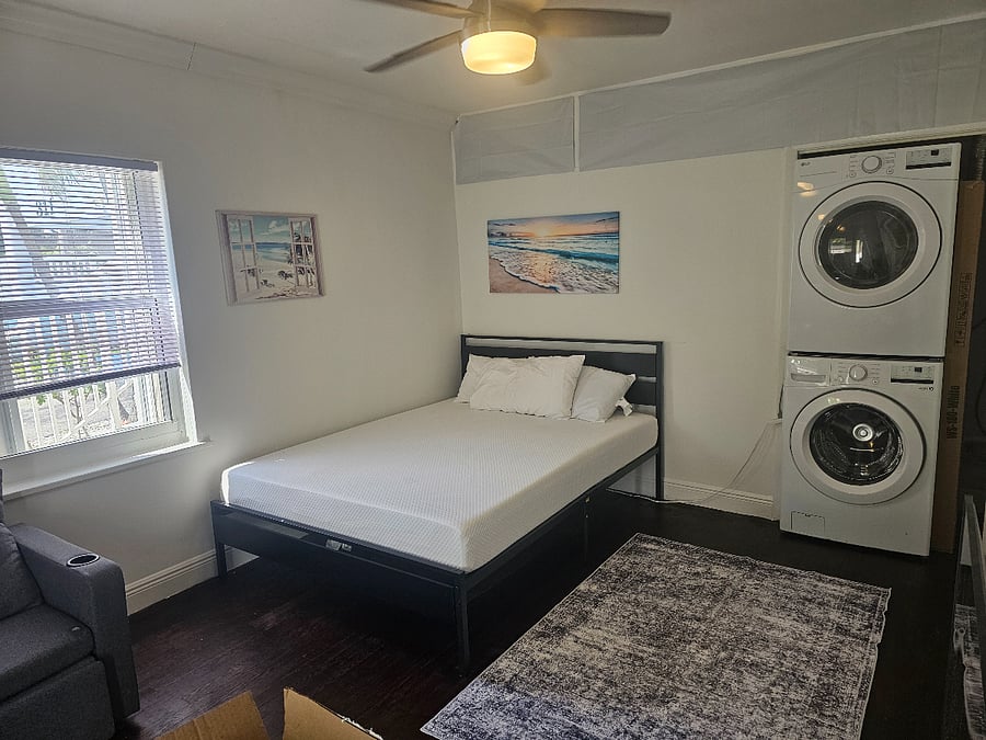 Furnished Finder property 898845_1 photo 3