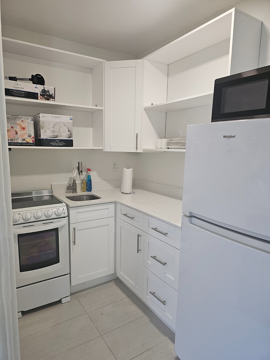 Furnished Finder property 898845_1 photo 7