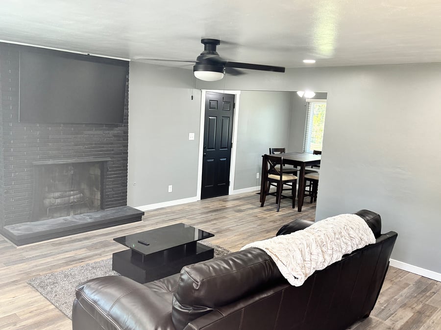 Furnished Finder property 898846_1 photo 6