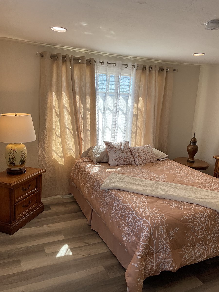 Furnished Finder property 898858_1 photo 30