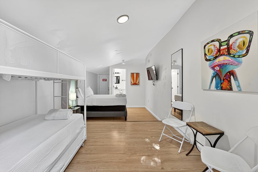 Furnished Finder property 898862_1 photo 7