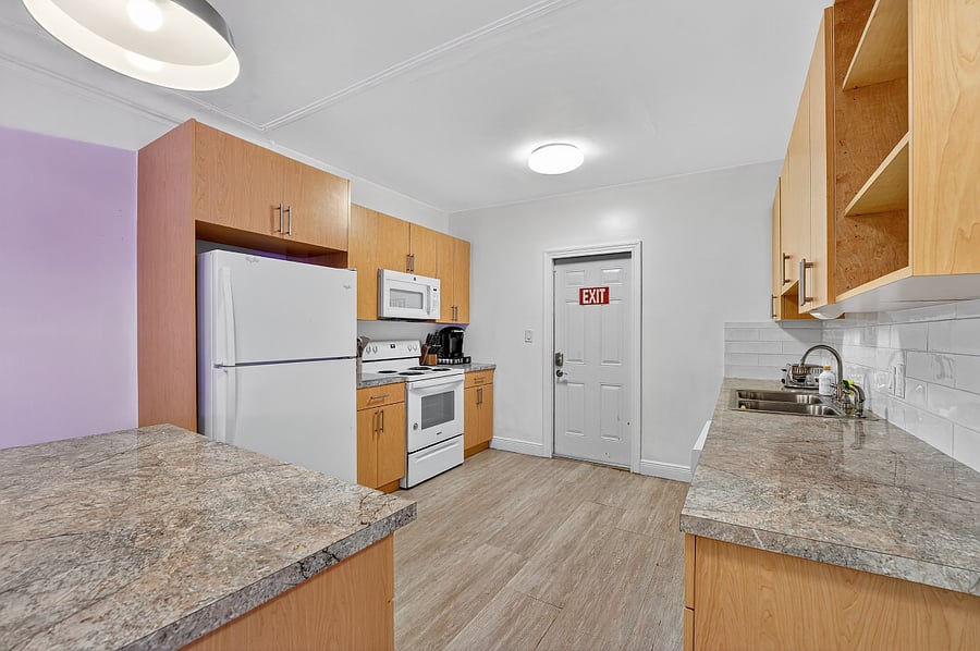 Furnished Finder property 898862_1 photo 23