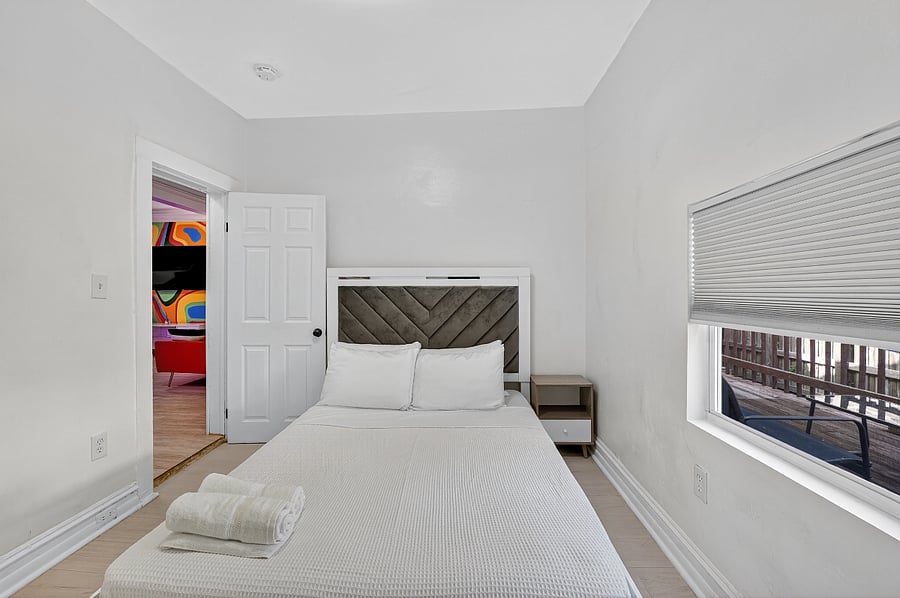 Furnished Finder property 898862_1 photo 8
