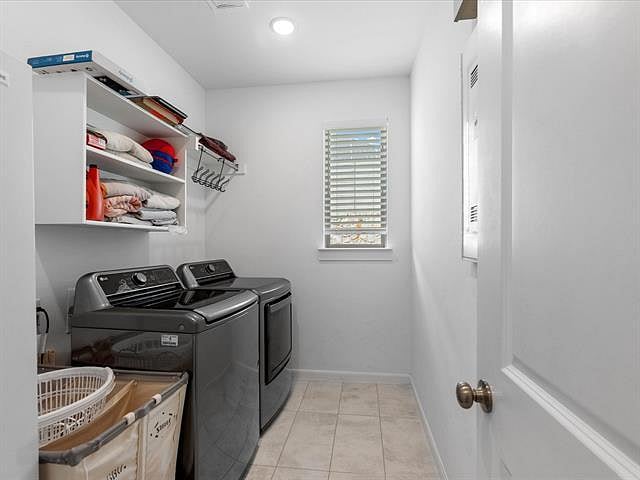 Furnished Finder property 898865_1 photo 11