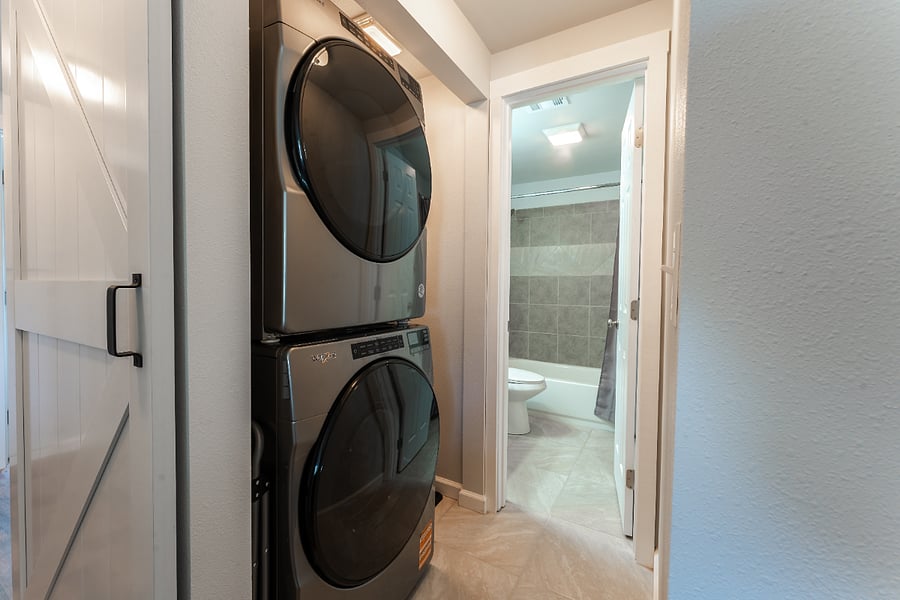 Furnished Finder property 898870_1 photo 8