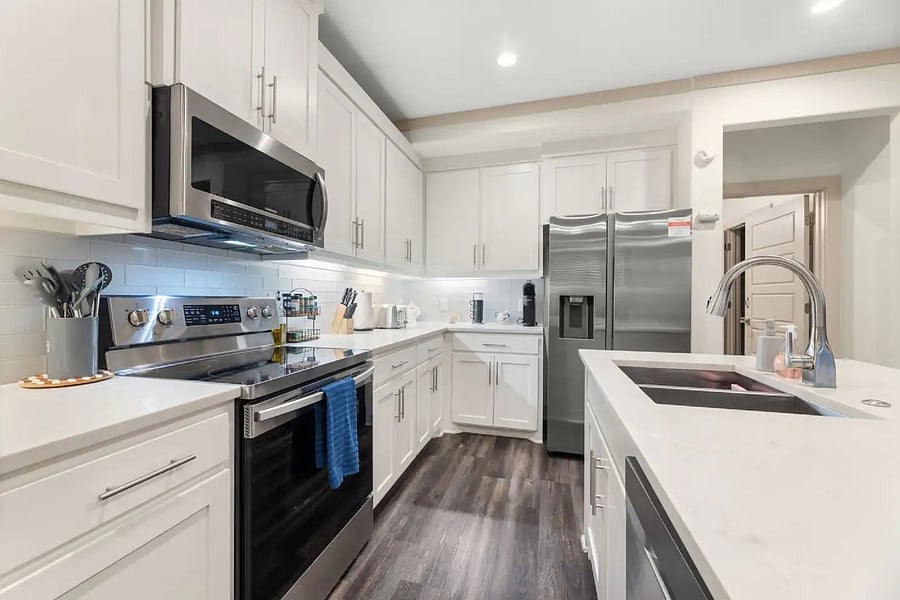 Furnished Finder property 898873_1 photo 9