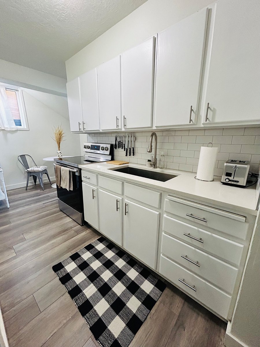 Furnished Finder property 898892_1 photo 9