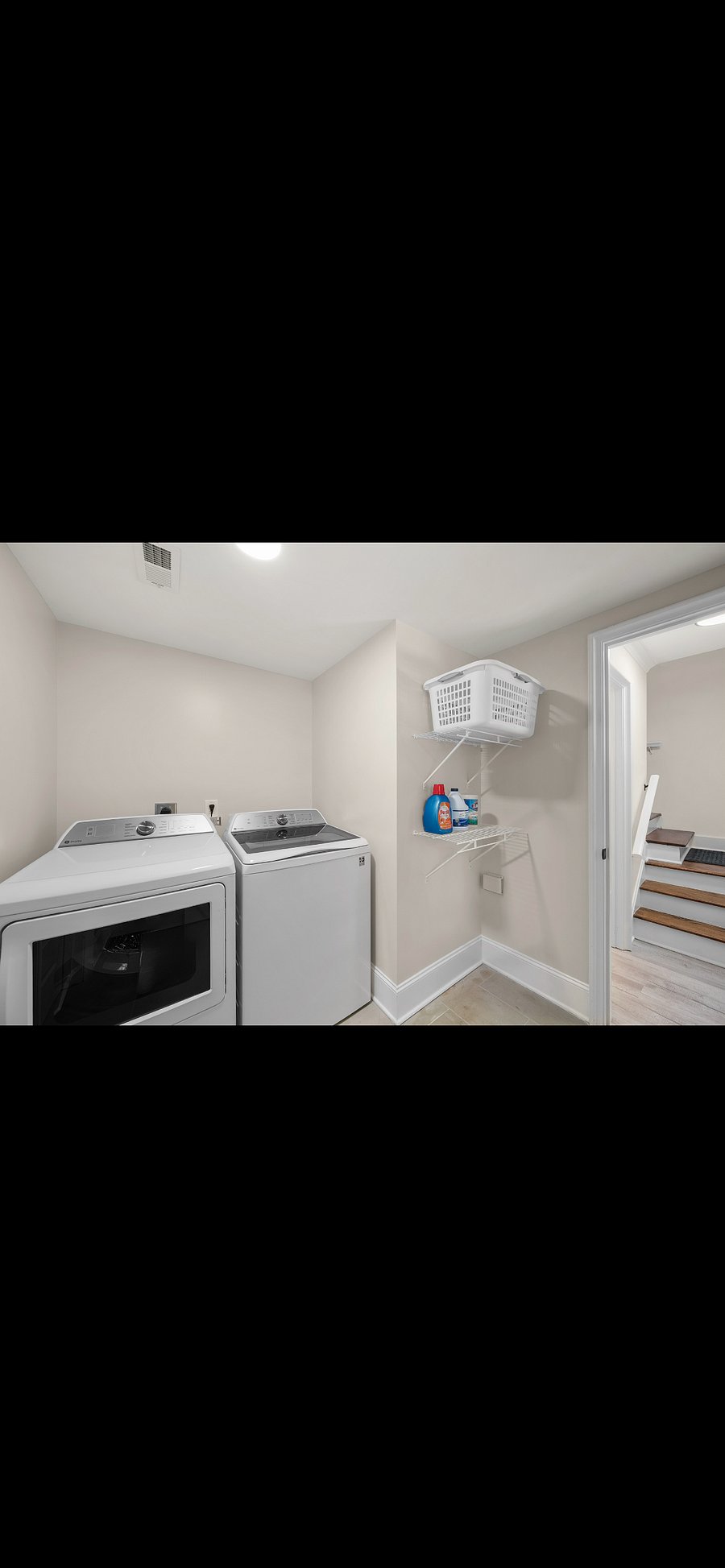 Furnished Finder property 898907_1 photo 15