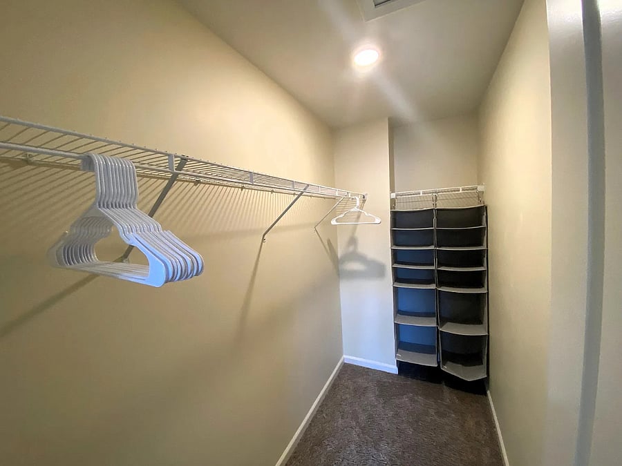 Furnished Finder property 898910_1 photo 11
