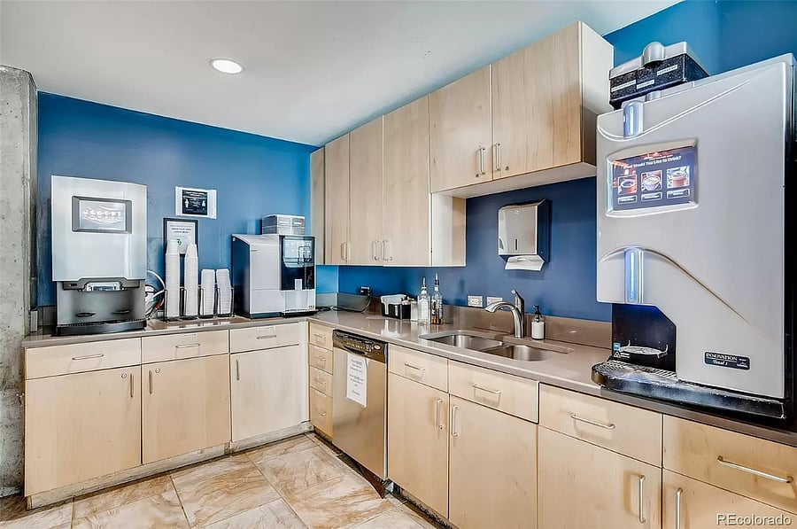 Furnished Finder property 898915_1 photo 32