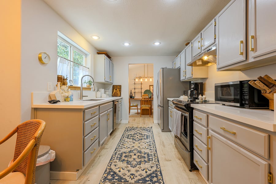 Furnished Finder property 898917_1 photo 8