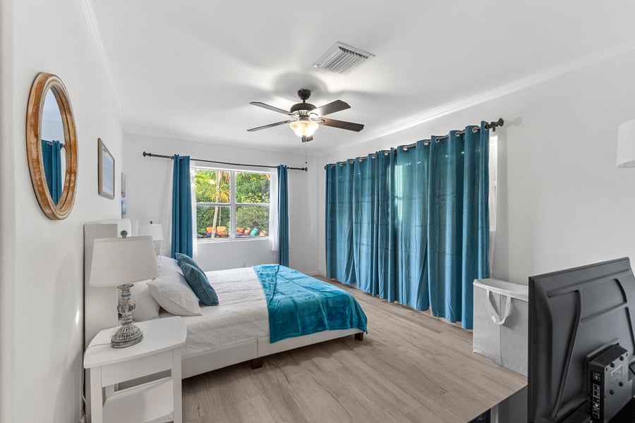 Furnished Finder property 898931_1 photo 8