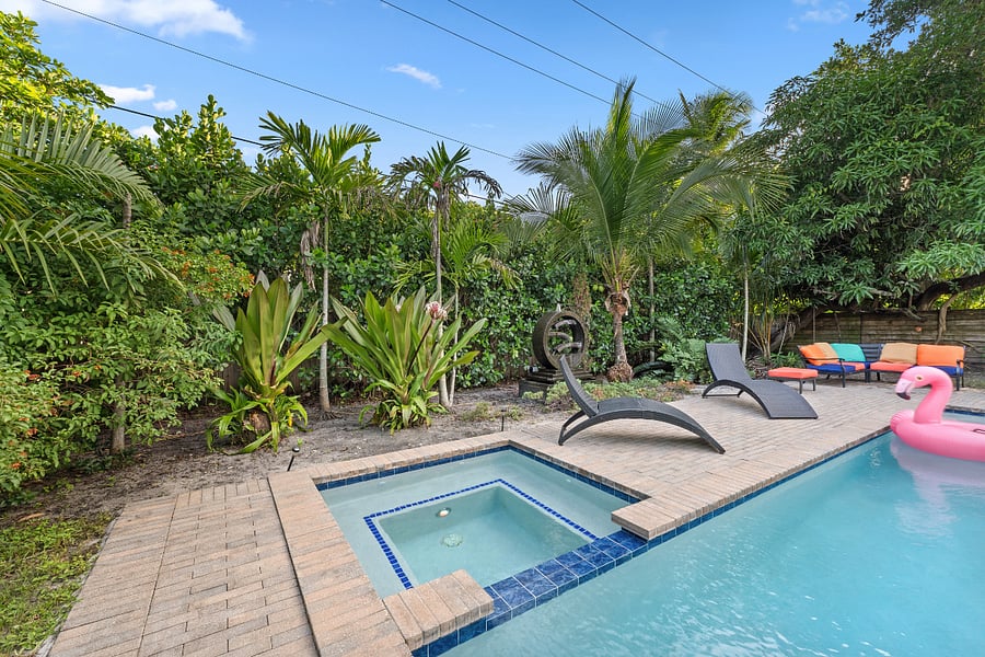 Furnished Finder property 898931_1 photo 16